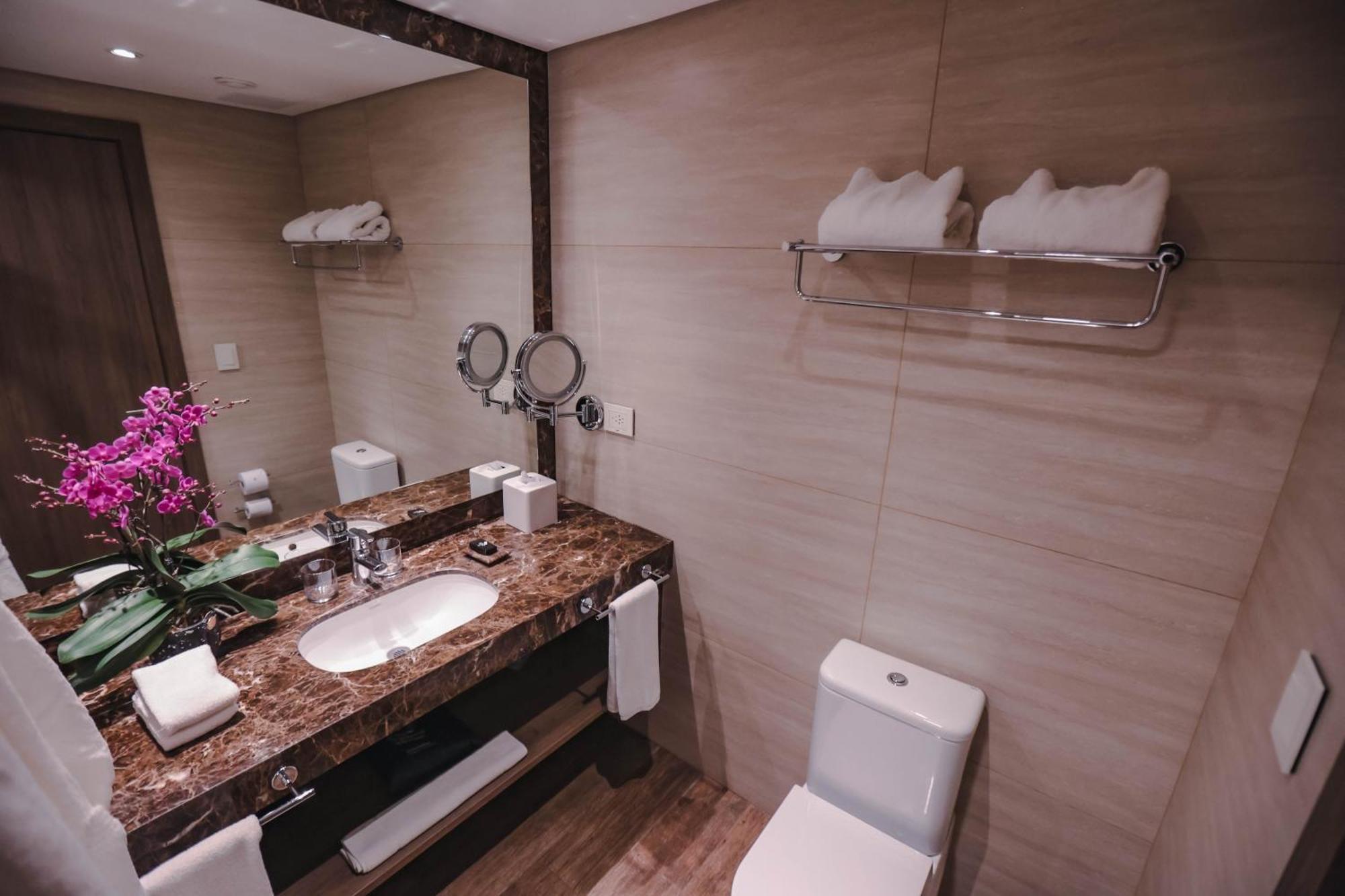 Paseo La Galeria Hotel & Suites Asuncion Extérieur photo